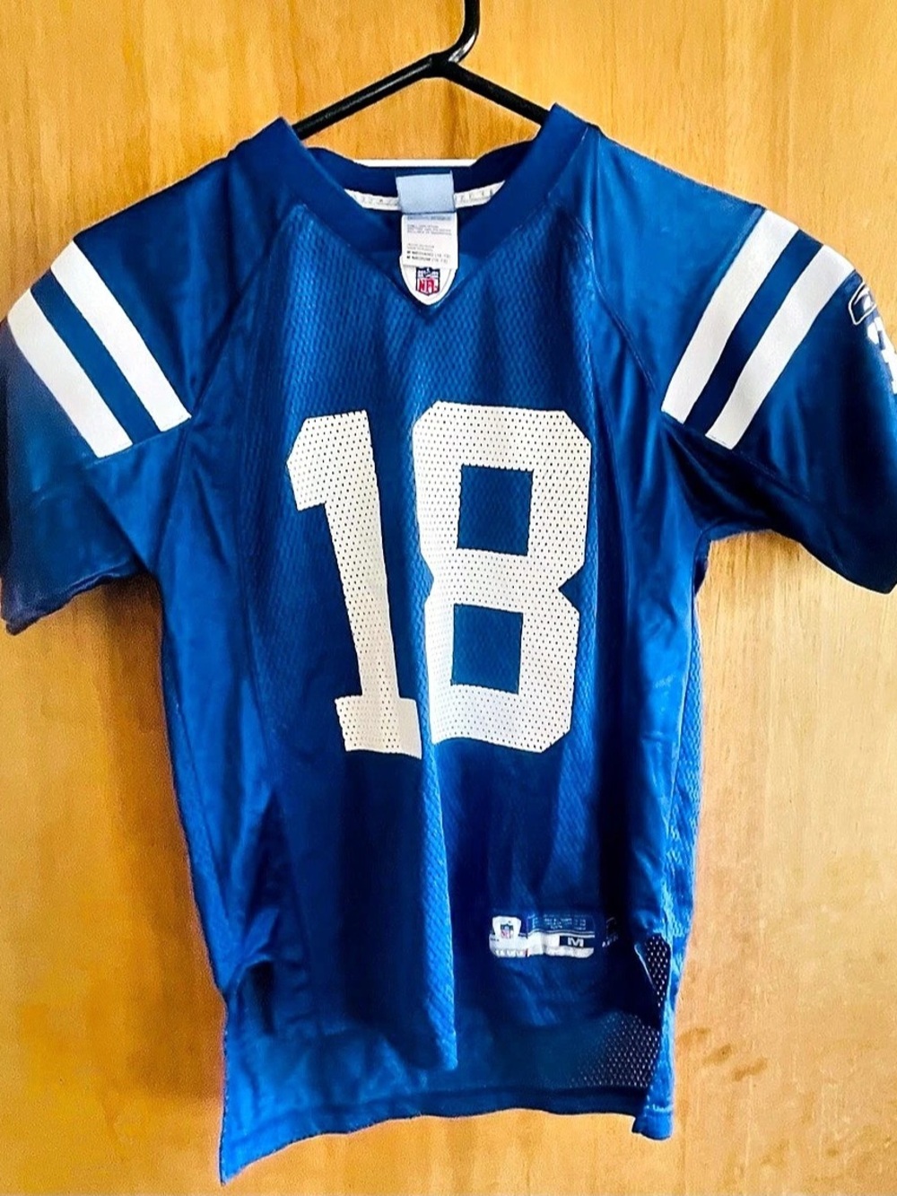 Reebok New York Giants Peyton Manning #18 jersey Blue & White Youth Size Medium